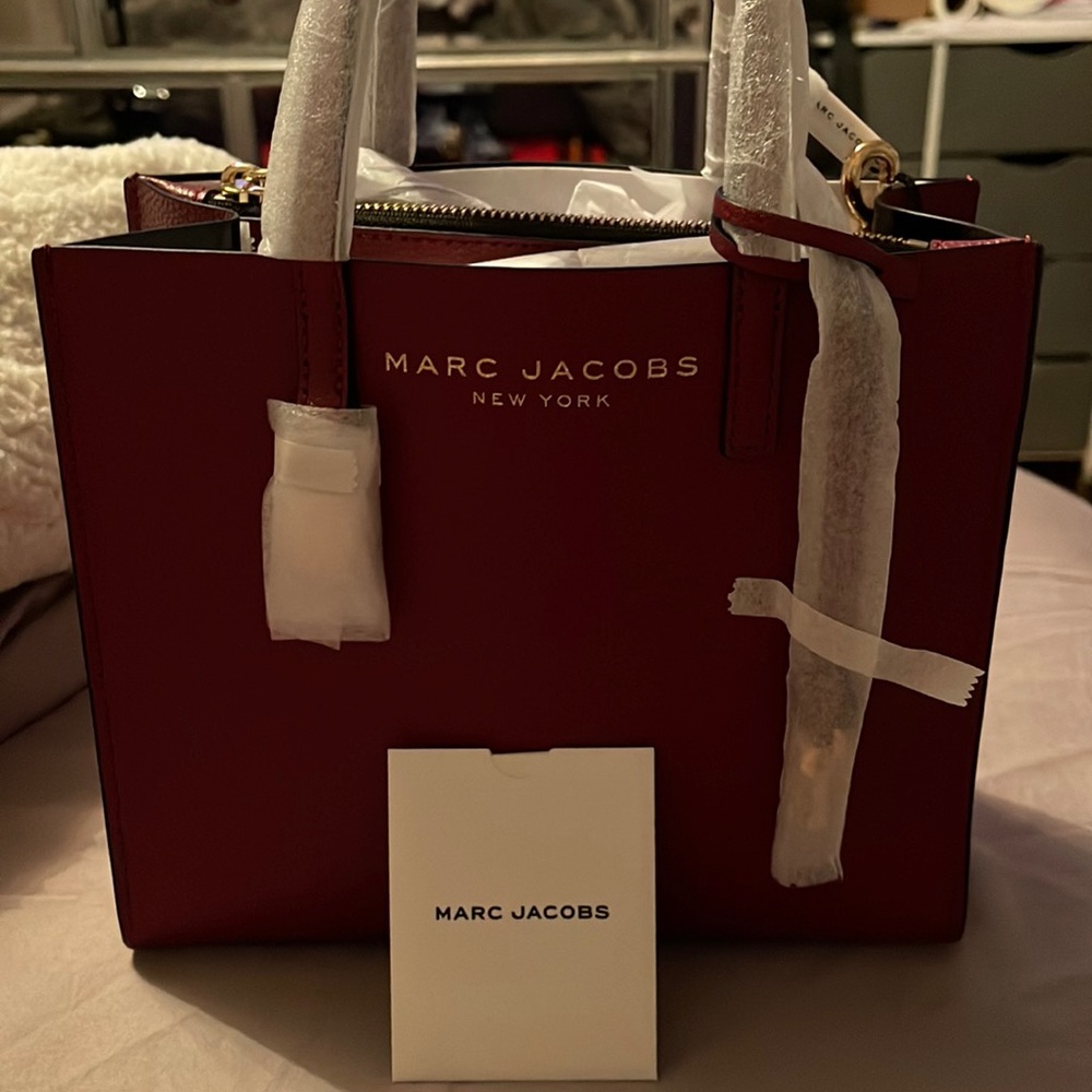 Marc Jacobs small Grind tote pomegranate color Brand NWT